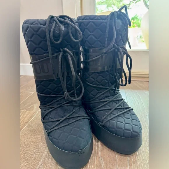 Moon Boot icon Black Quilted Boots 39/41 8-9.5 - Picture 7 of 12
